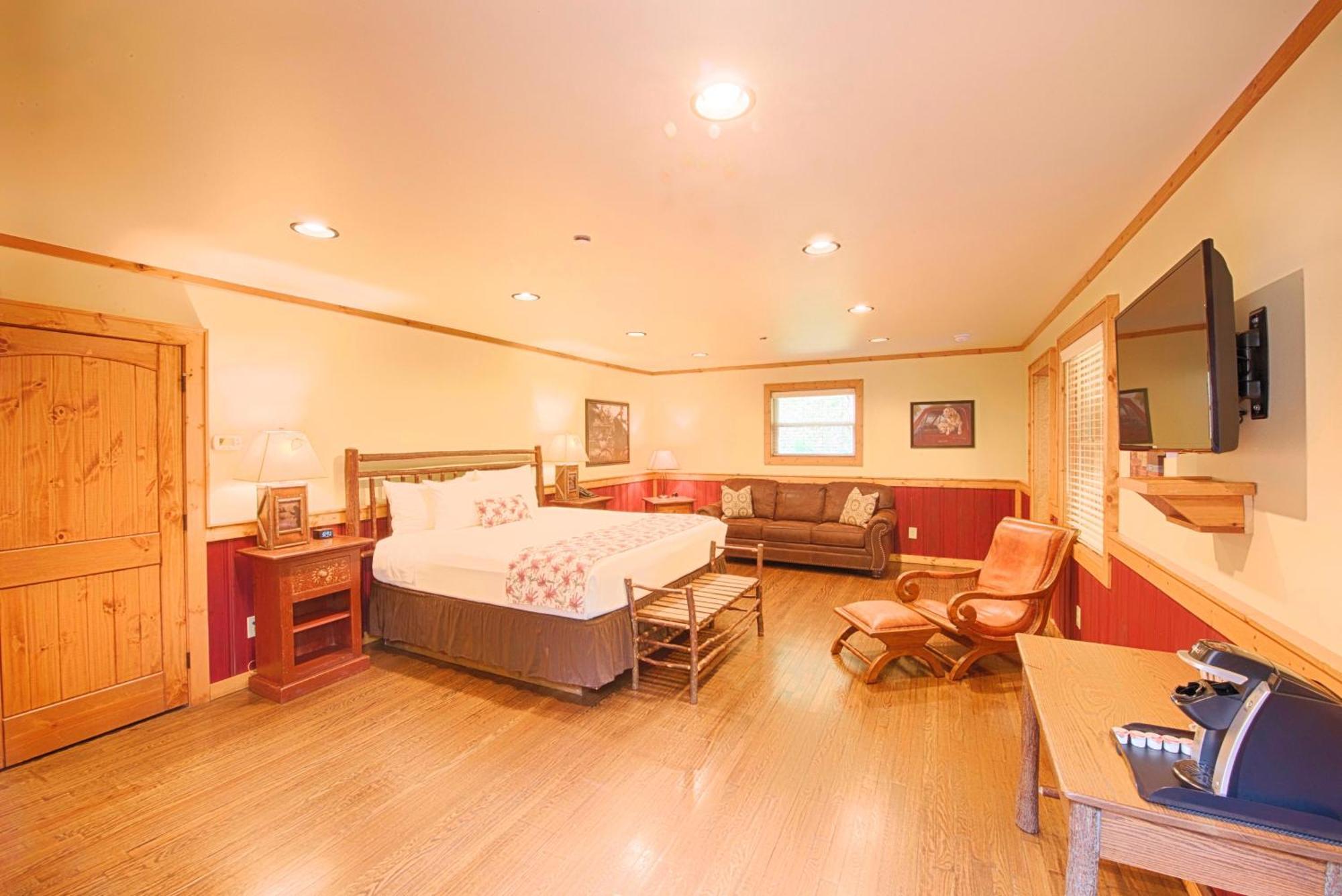 Historic Tapoco Lodge Resort Bagian luar foto