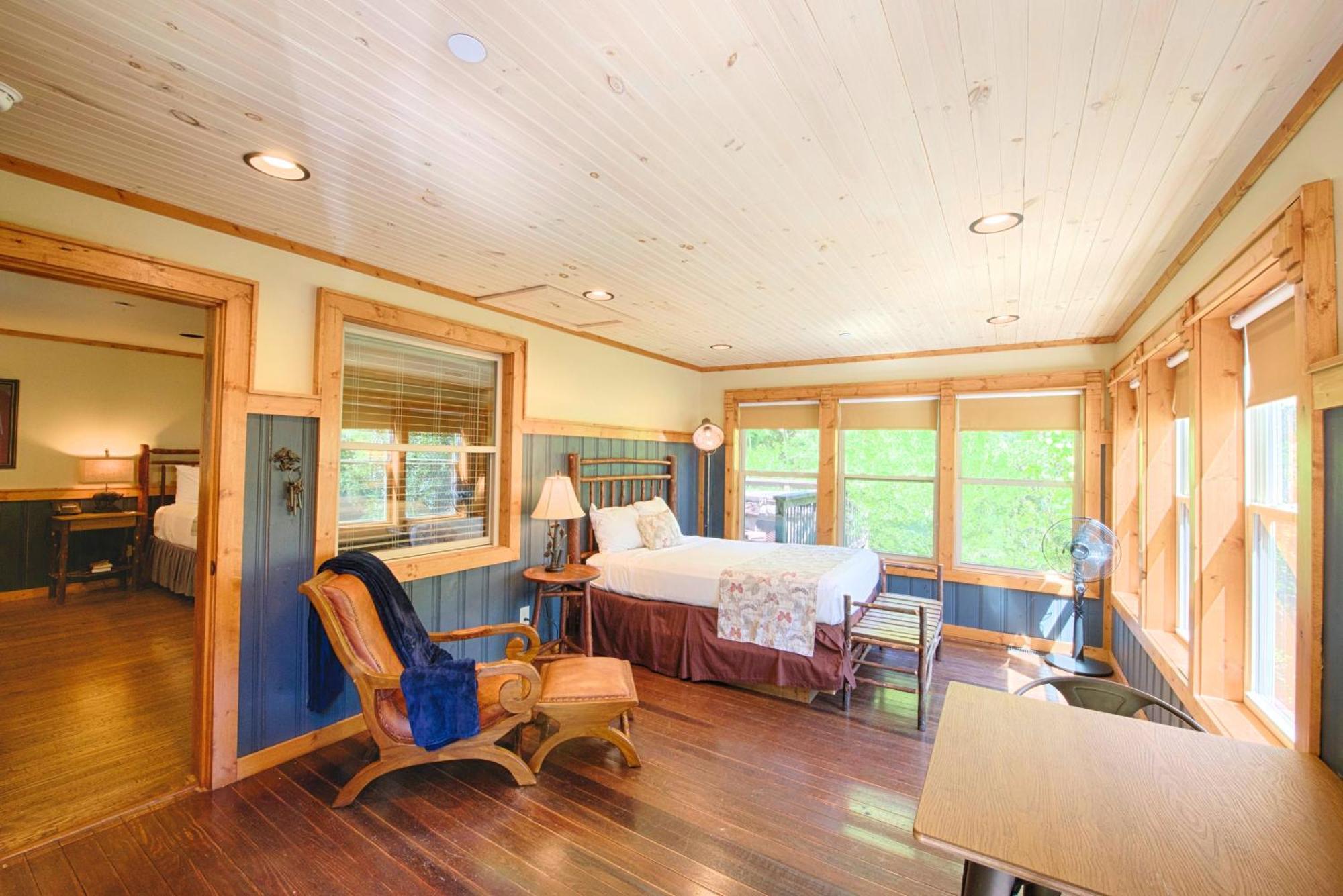 Historic Tapoco Lodge Resort Bagian luar foto