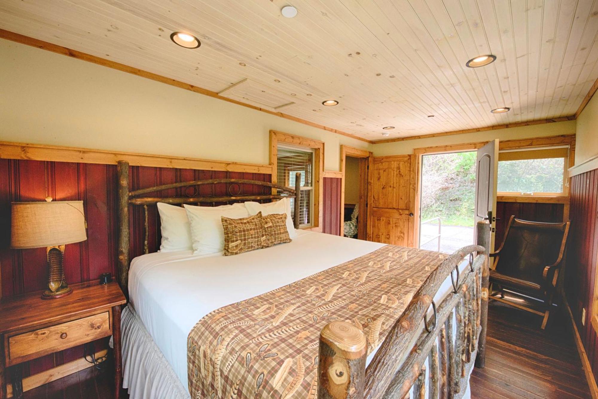 Historic Tapoco Lodge Resort Bagian luar foto