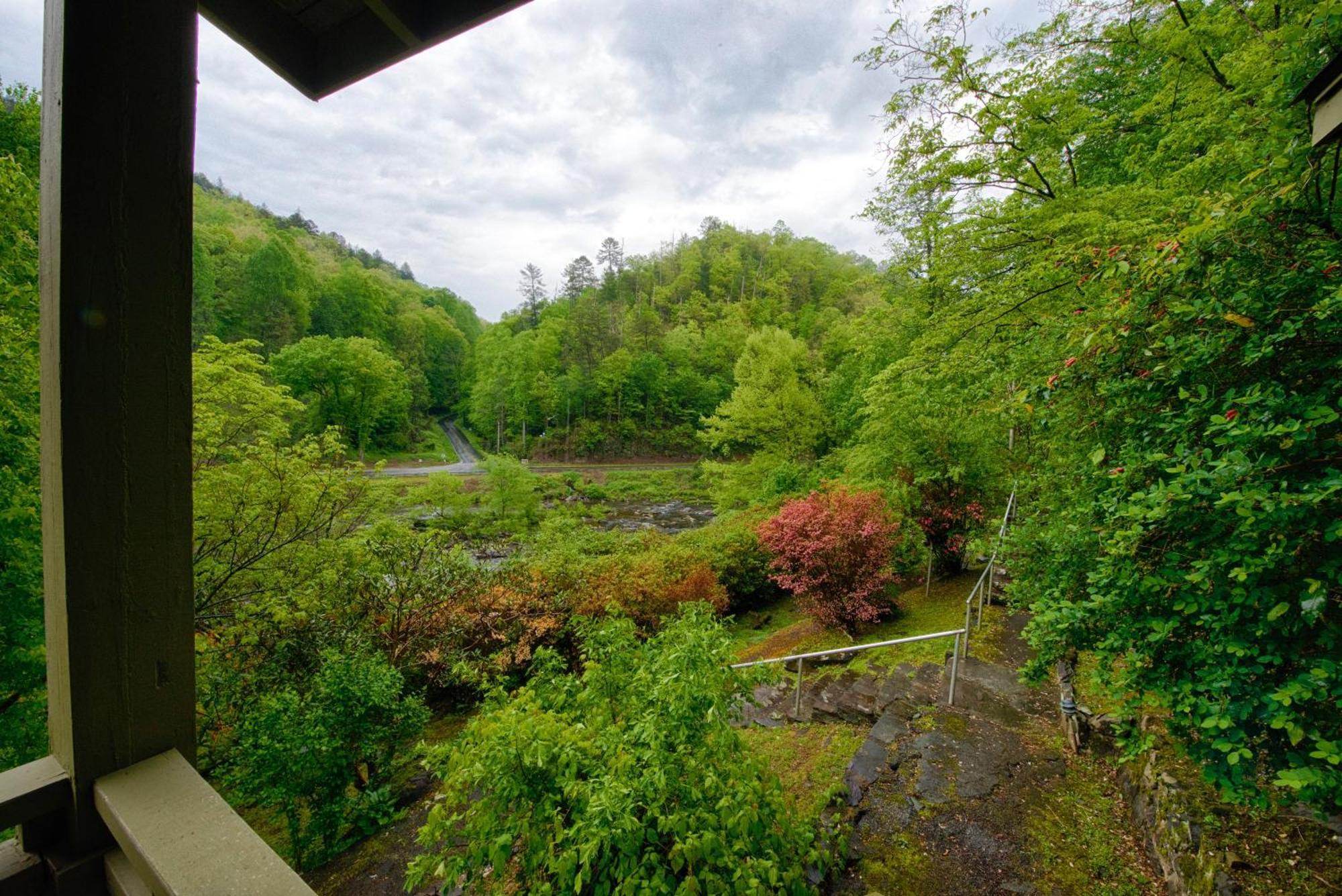 Historic Tapoco Lodge Resort Bagian luar foto